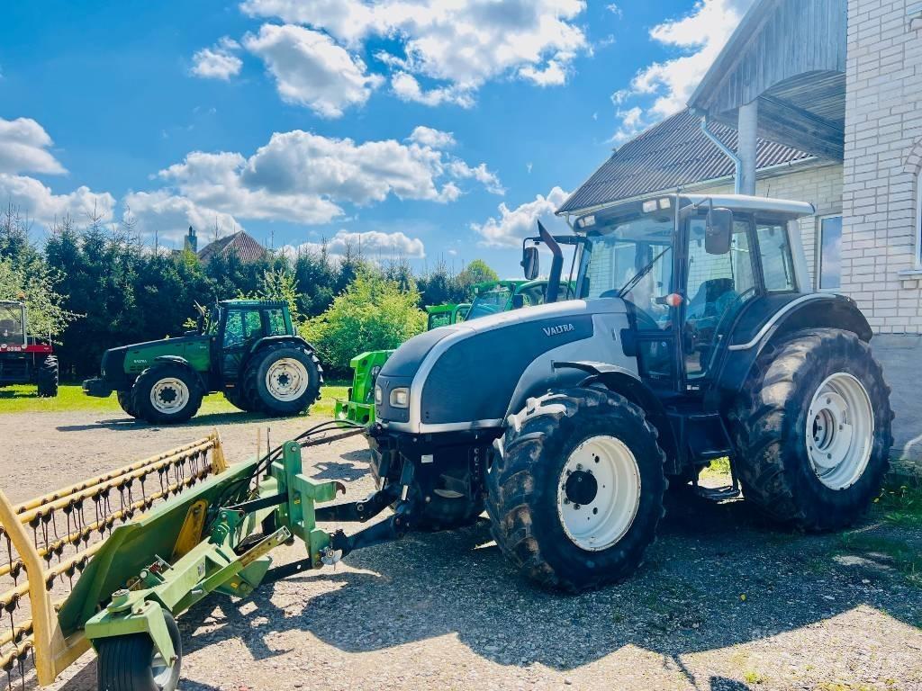 Valtra T 121 曳引機