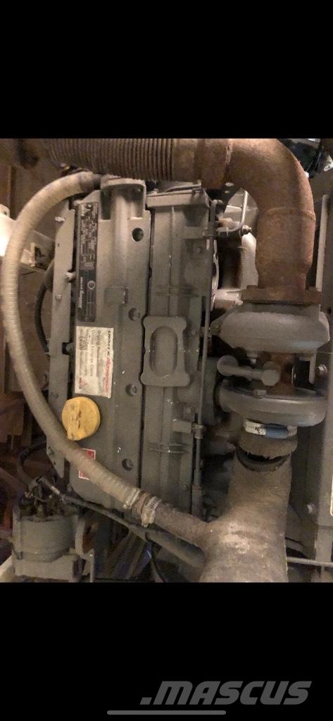 Deutz BF4M1012 輪胎式裝載機