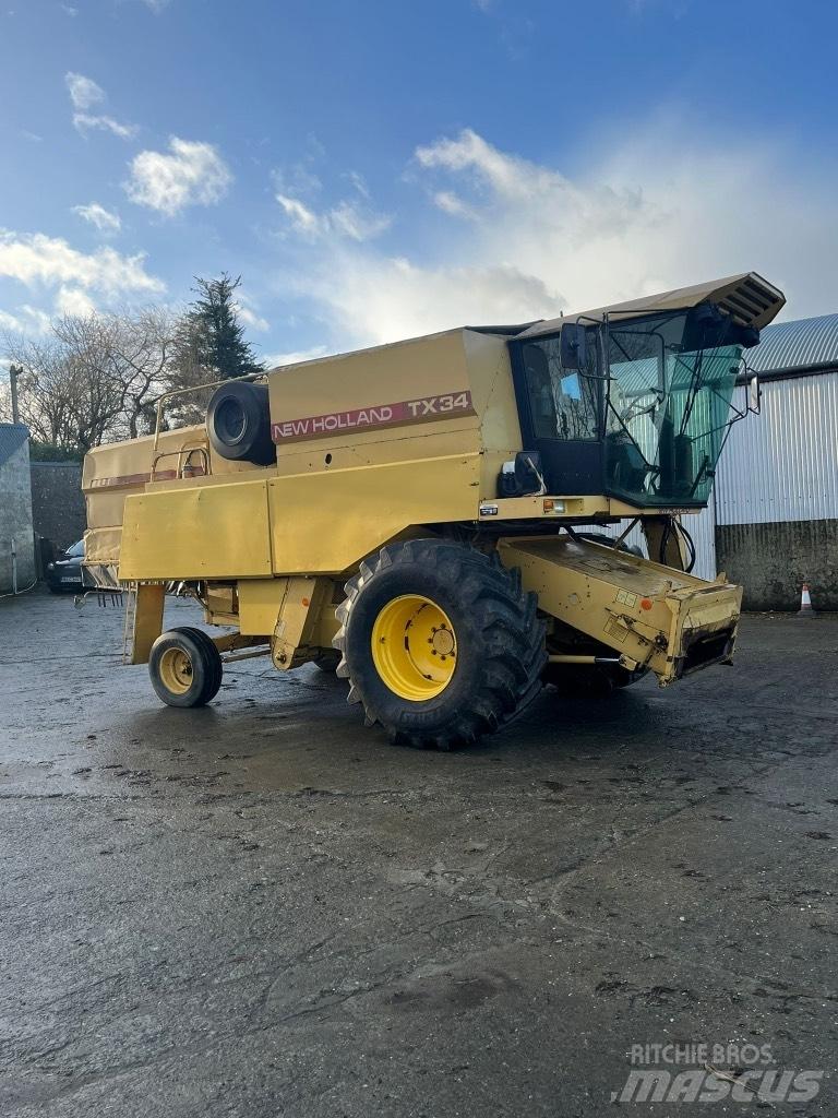 New Holland Tx34 聯合收穫機
