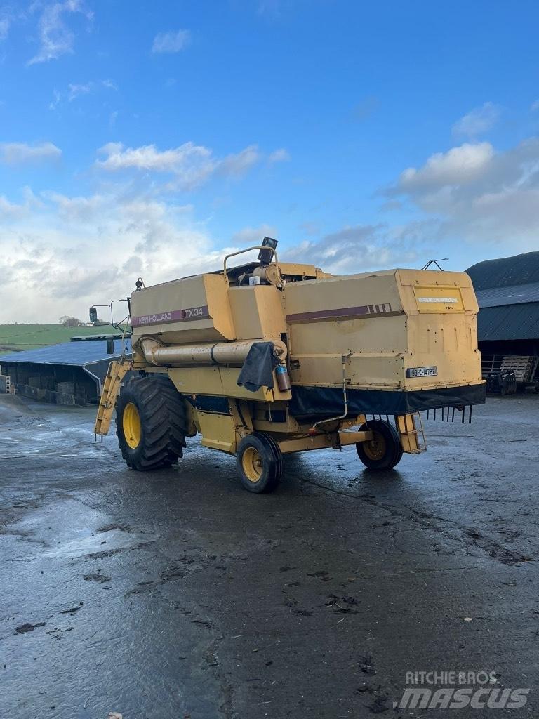 New Holland Tx34 聯合收穫機