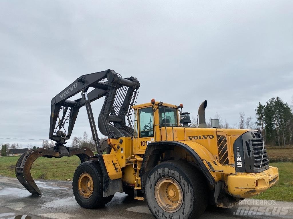 Volvo 180 E HighLift 輪胎式裝載機