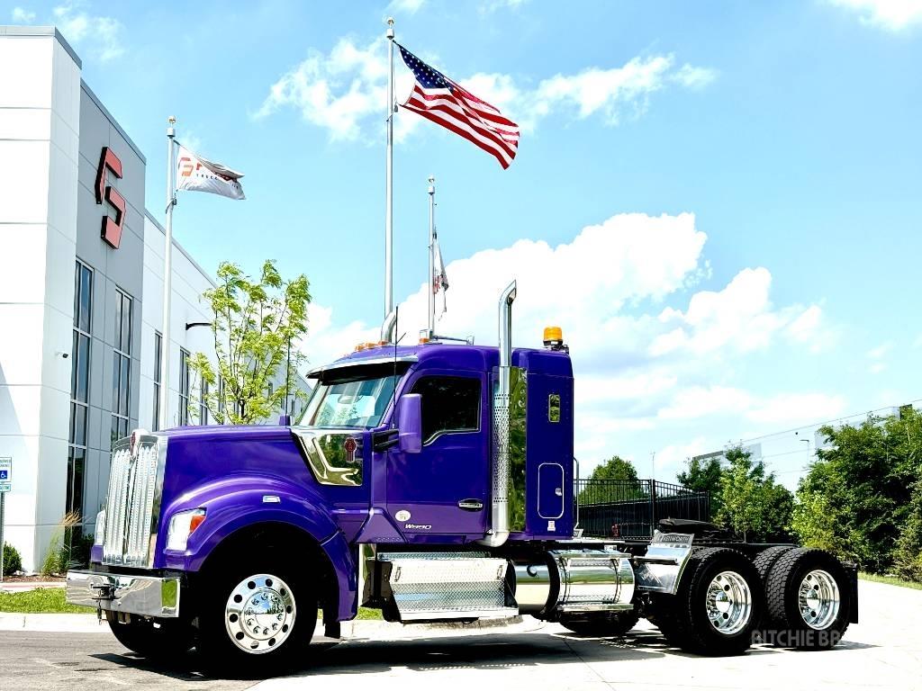 Kenworth W 990 曳引機組件