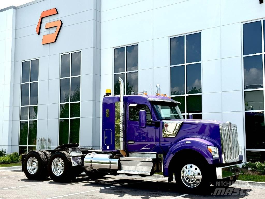 Kenworth W 990 曳引機組件