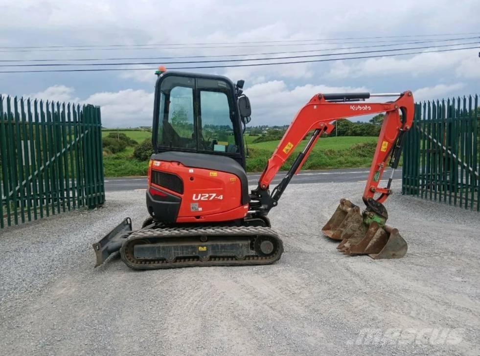 Kubota U 27-4 小型挖土機/掘鑿機<7t(小型挖掘機)