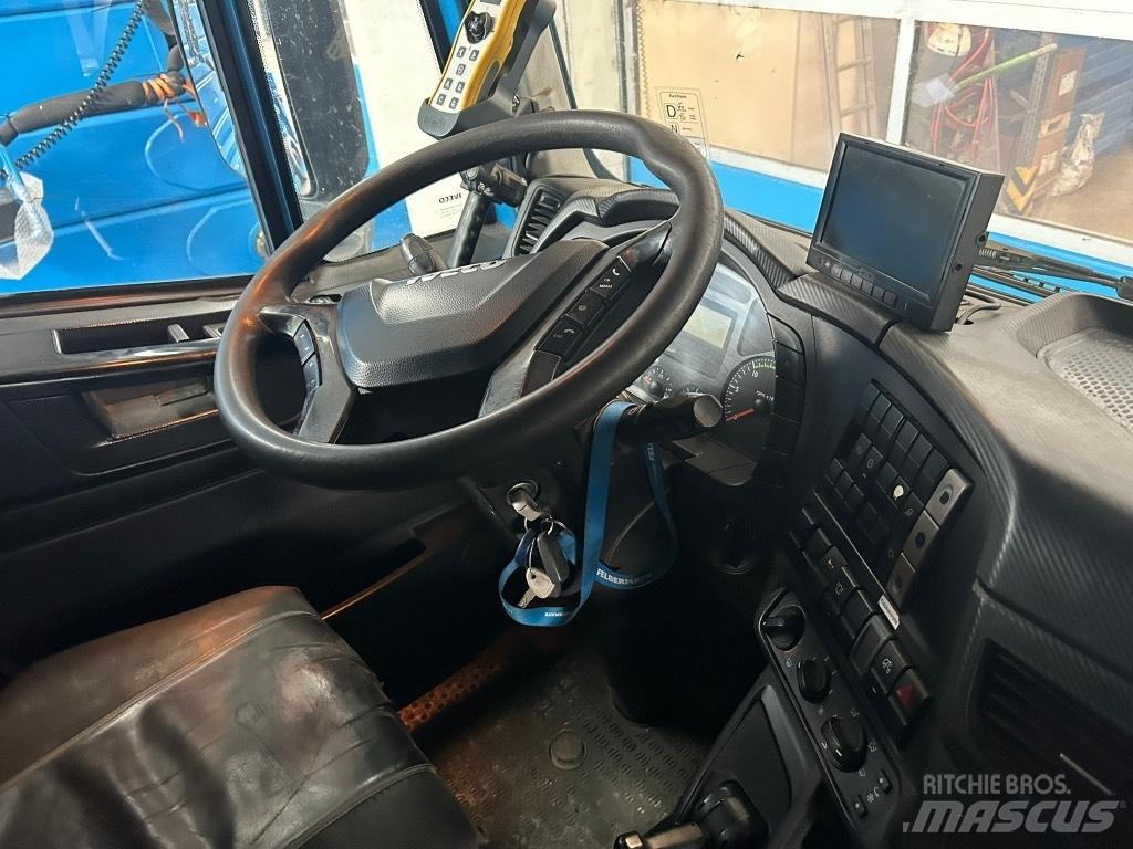 Iveco Trakker 450 裝載運輸卡車