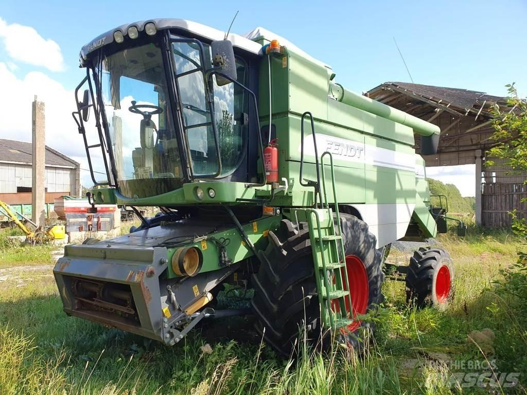 Fendt 5220 E 聯合收穫機