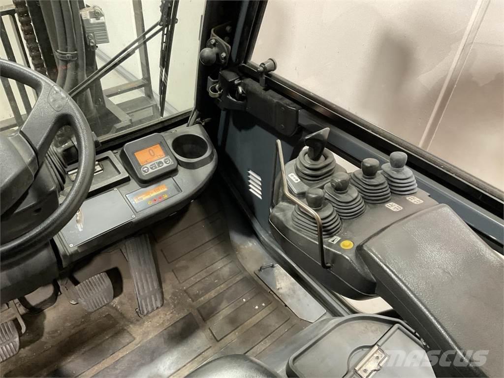 Toyota 40-8FD40N 柴油卡車