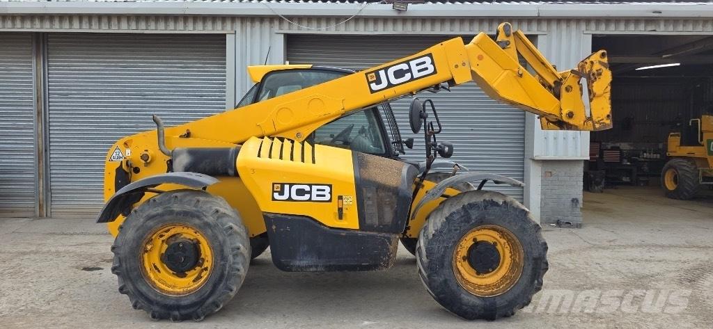 JCB 531-70 Agri 伸縮臂操作車