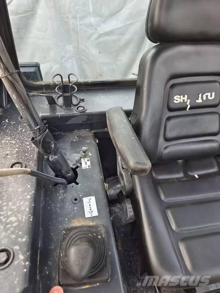 Shantui SD 16 履帶推土機