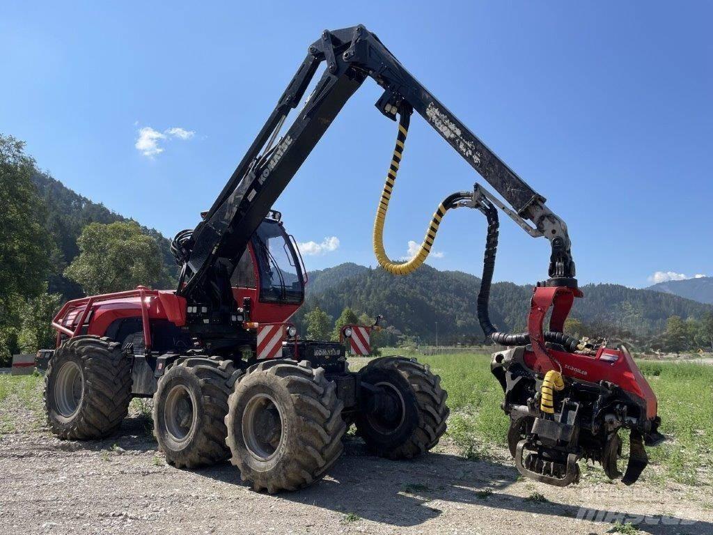 Komatsu 951 收穫機