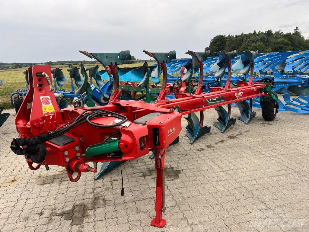Kverneland 2500S 雙向犁