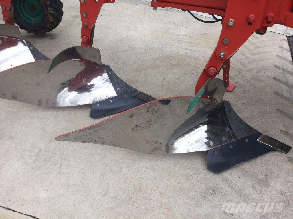 Kverneland LS100 傳統犁