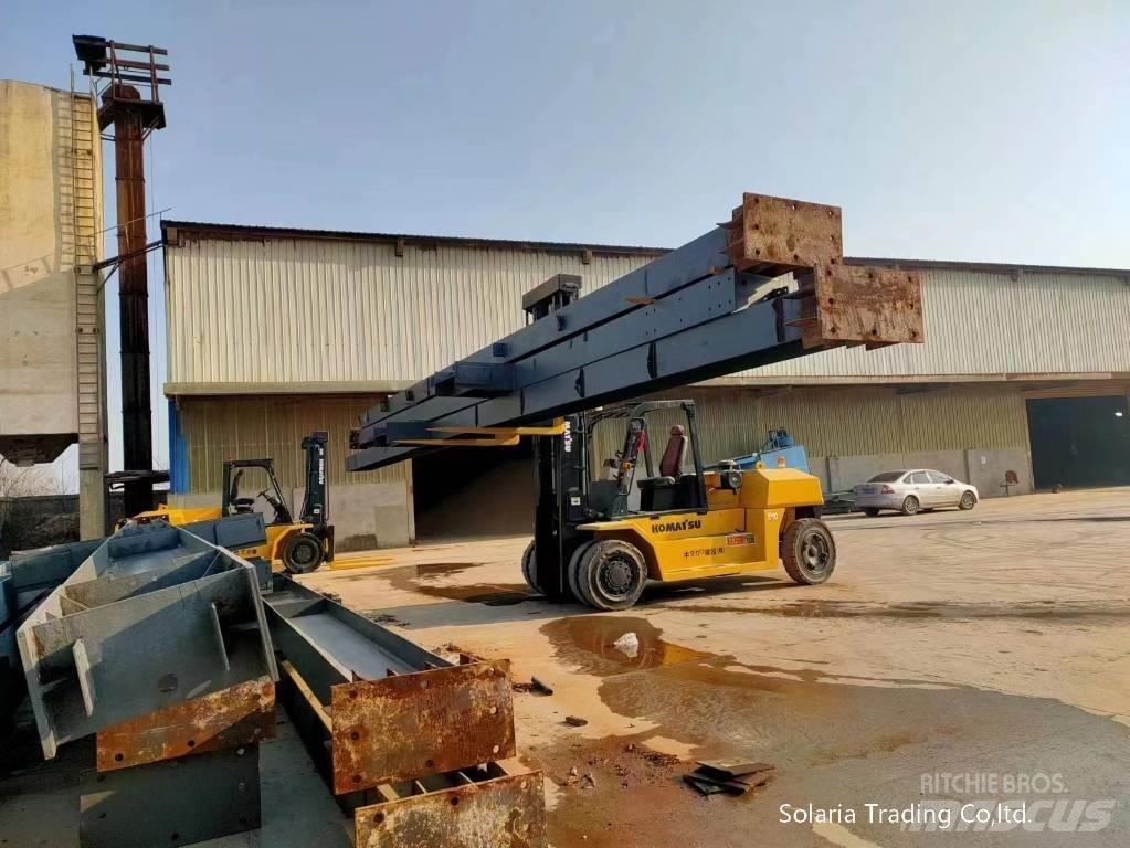 Komatsu FD 160 E-8 柴油卡車