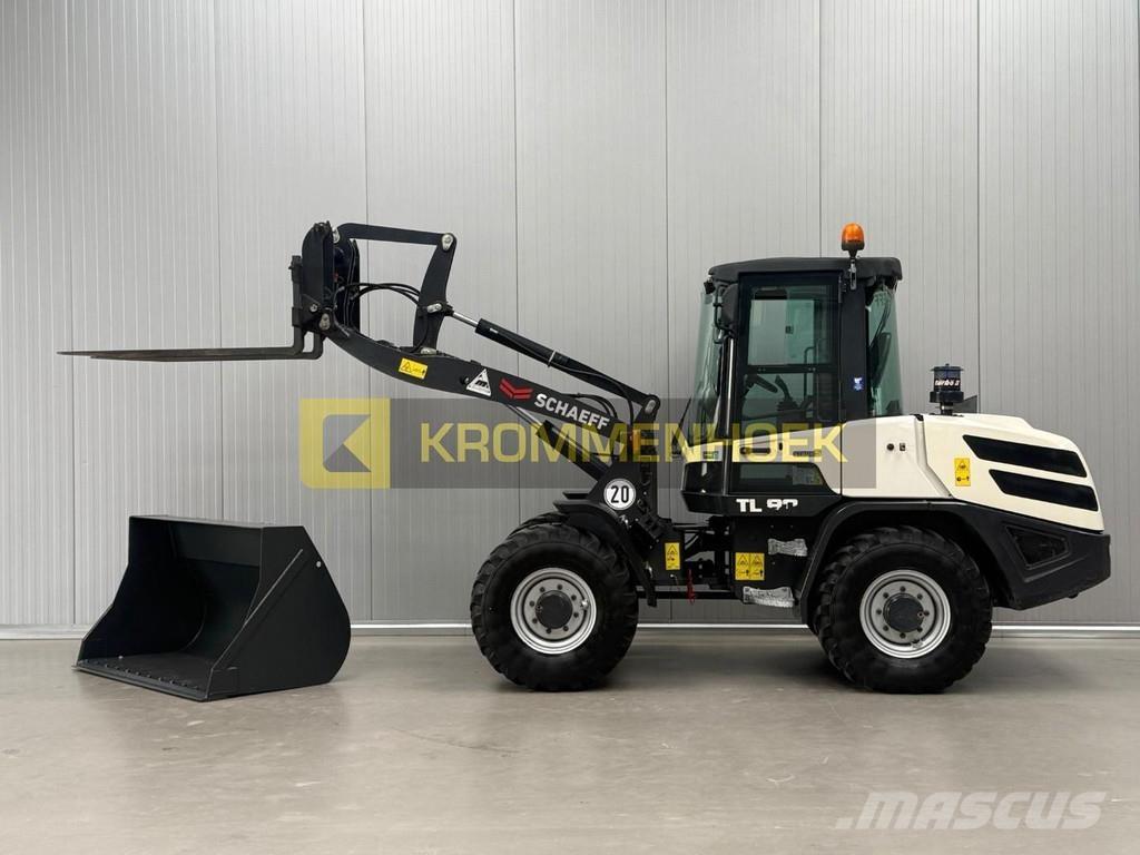 Terex TL80 輪胎式裝載機