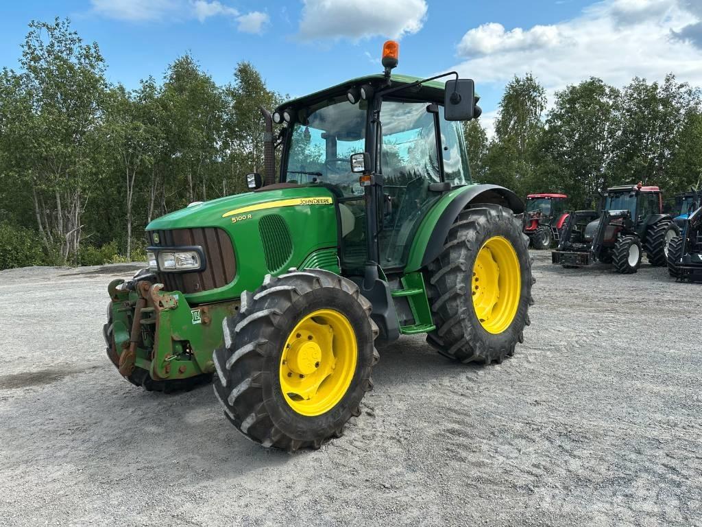 John Deere 5100 R 曳引機