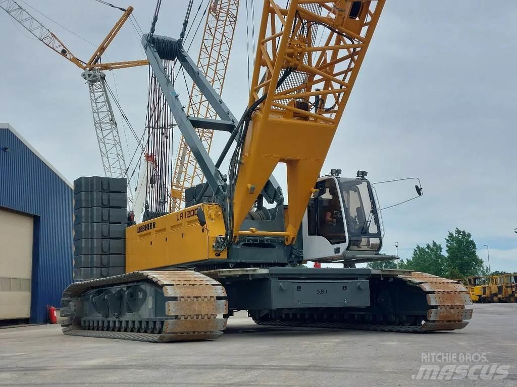 Liebherr LR1200 履帶式起重機