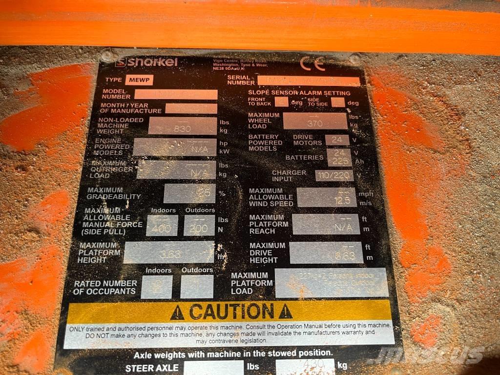 Snorkel TM 12 垂直升降工作台