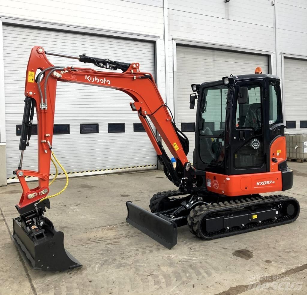 Kubota KX037-4 小型挖土機/掘鑿機<7t(小型挖掘機)