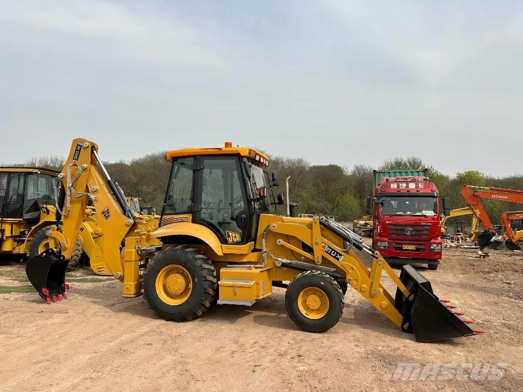 JCB 3CX 反鏟裝載機