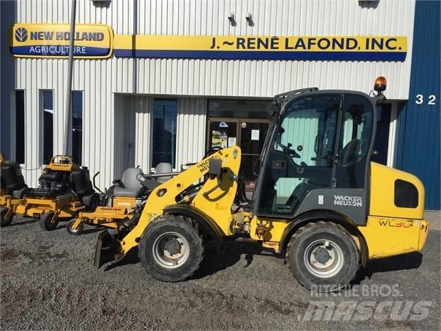 Wacker Neuson WL30 輪胎式裝載機