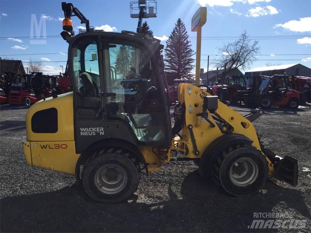 Wacker Neuson WL30 輪胎式裝載機