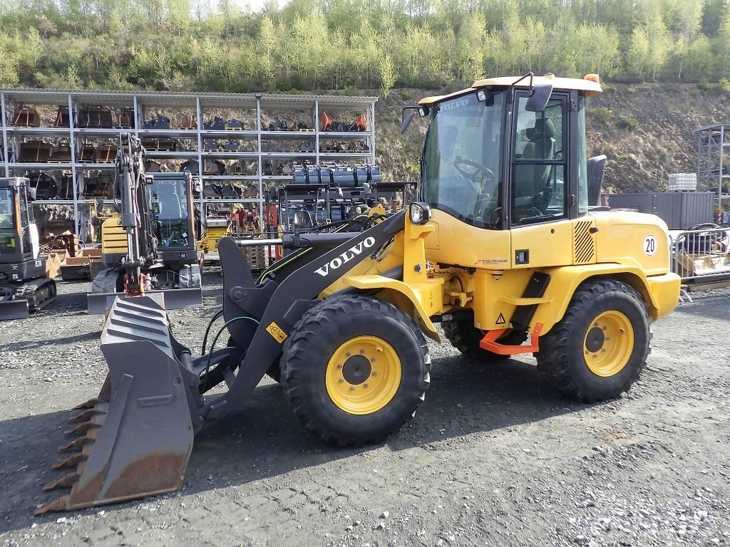 Volvo L 35 G 輪胎式裝載機