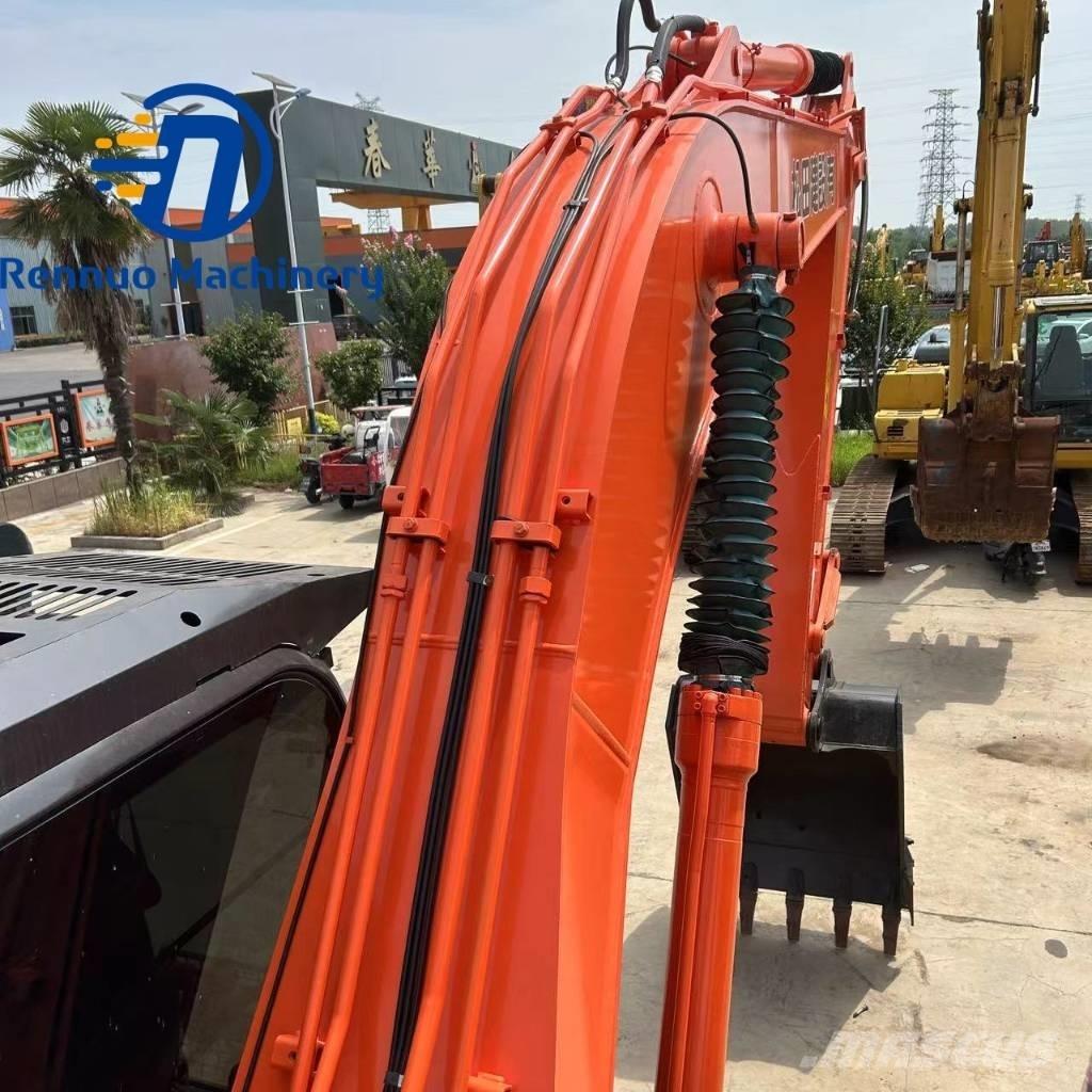 Hitachi ZX 200 履帶式 挖土機/掘鑿機/挖掘機