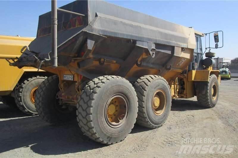 Bell B20C 6X4 運油車