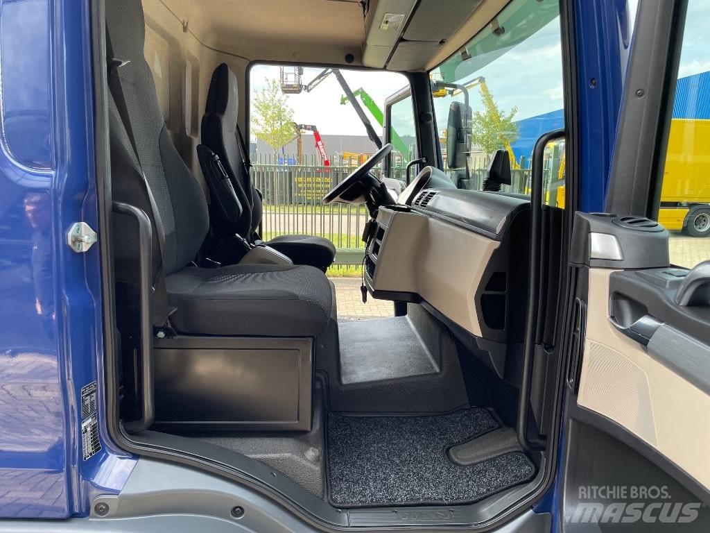 MAN TGL 7.190 篷布卡車