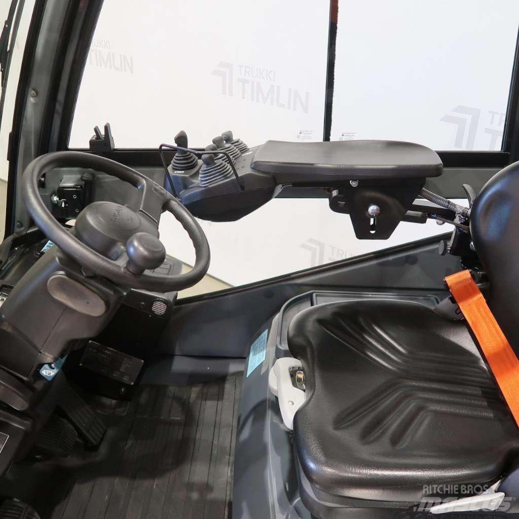 Toyota 02-8FGF25 液化石油氣LPG卡車