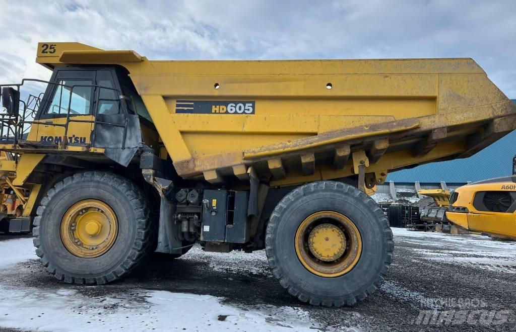 Komatsu 605-7 剛性傾卸卡車