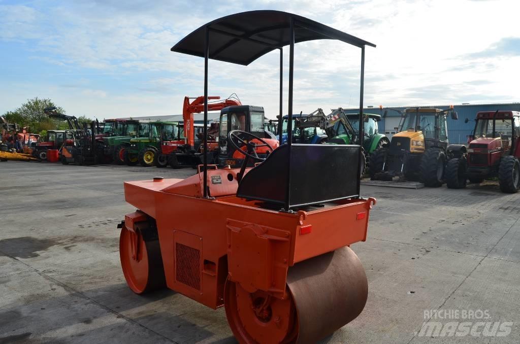 Bomag BW 90 雙輪滾壓機