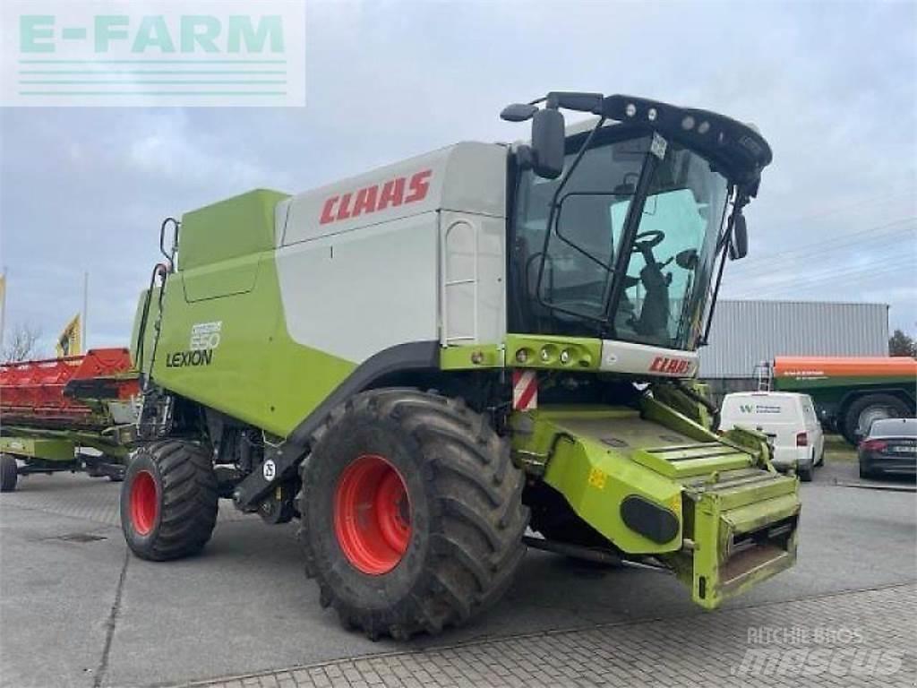 CLAAS lexion 650 聯合收穫機