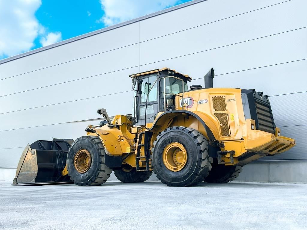 CAT 972M 輪胎式裝載機