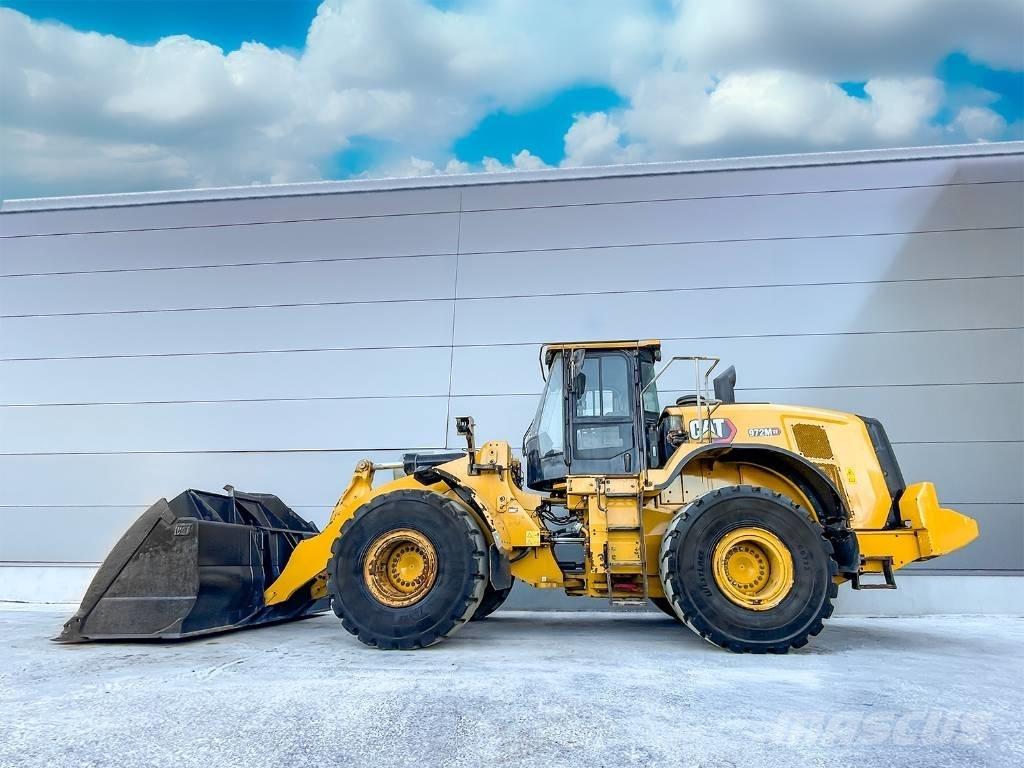 CAT 972M 輪胎式裝載機