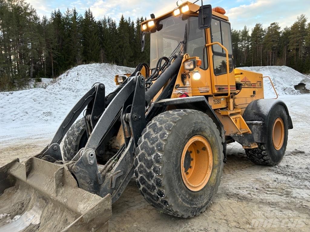 Ljungby L 15 輪胎式裝載機