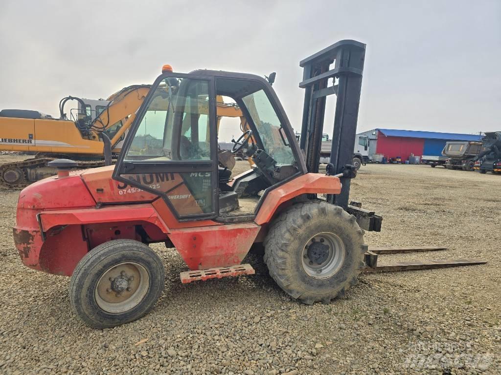 Manitou MC 50 伸縮臂操作車