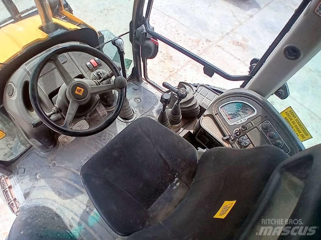 JCB 3 CX 4 T 反鏟裝載機