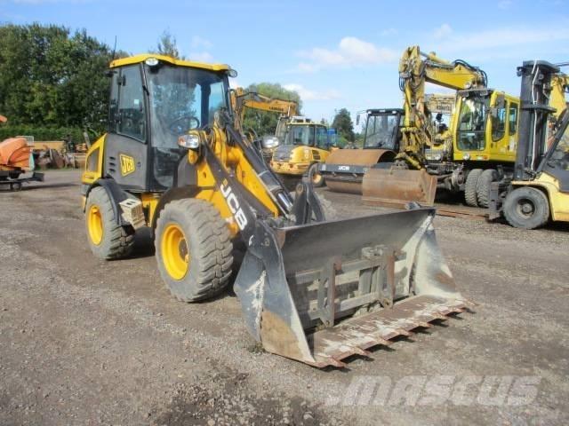 JCB 407 輪胎式裝載機