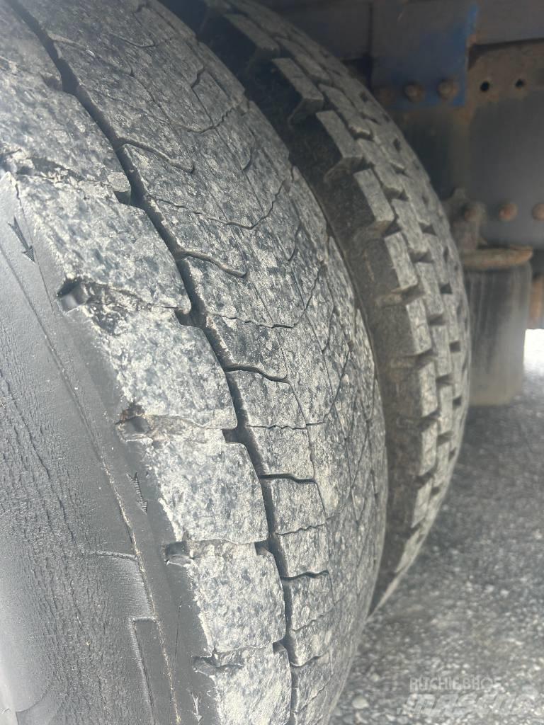 Volvo FM 11 330 商用底盤車