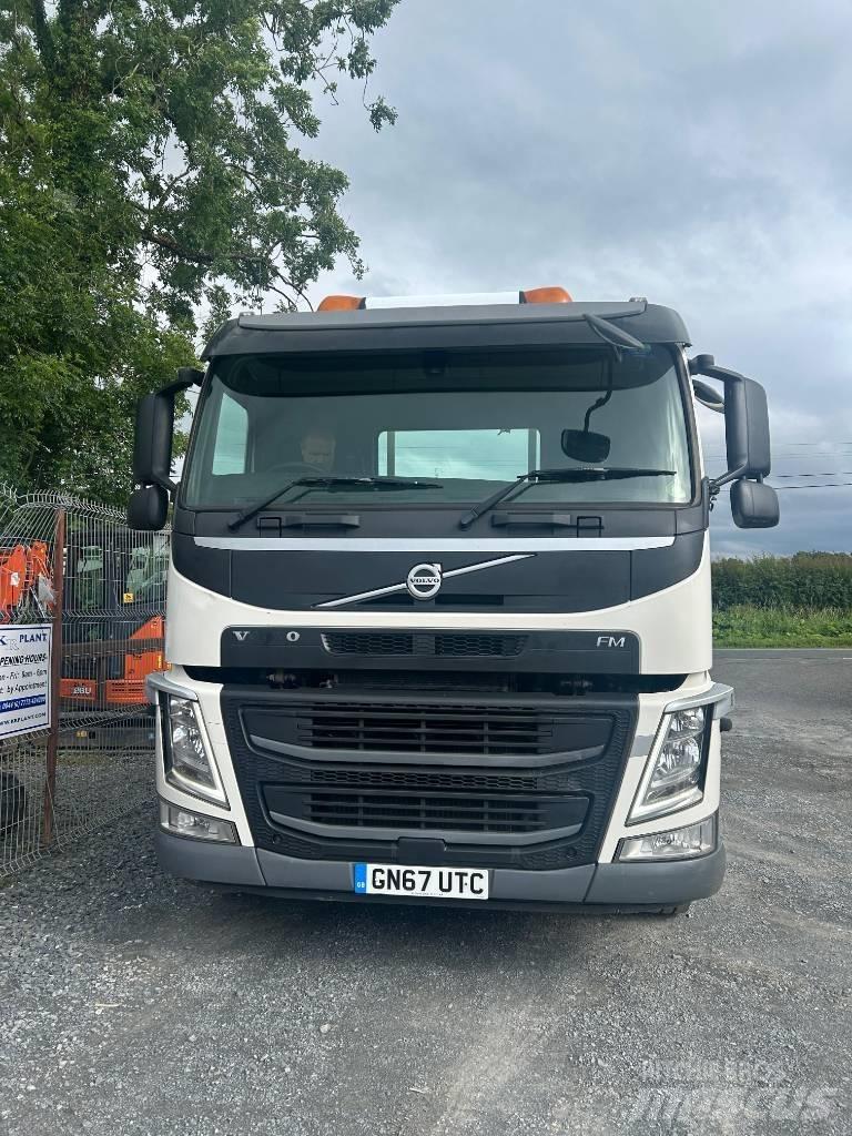 Volvo FM 11 330 商用底盤車