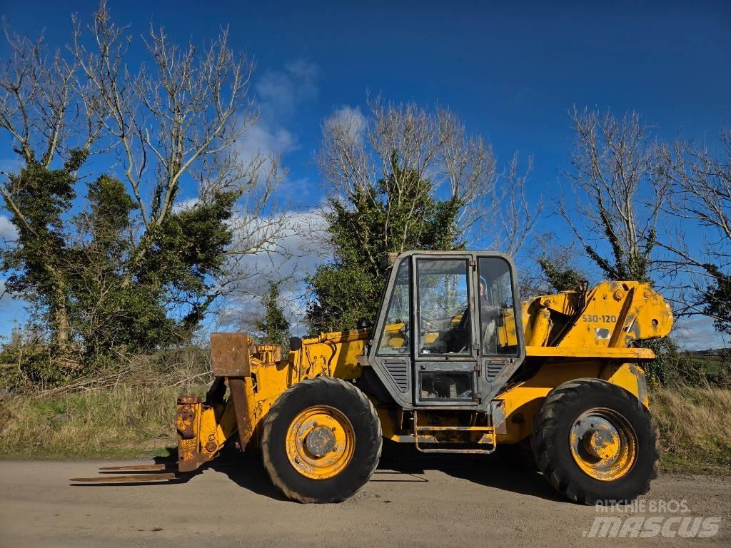 JCB 530-120 伸縮臂操作車