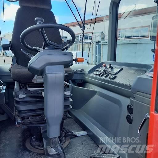 Kalmar TR618i 終端式曳引機