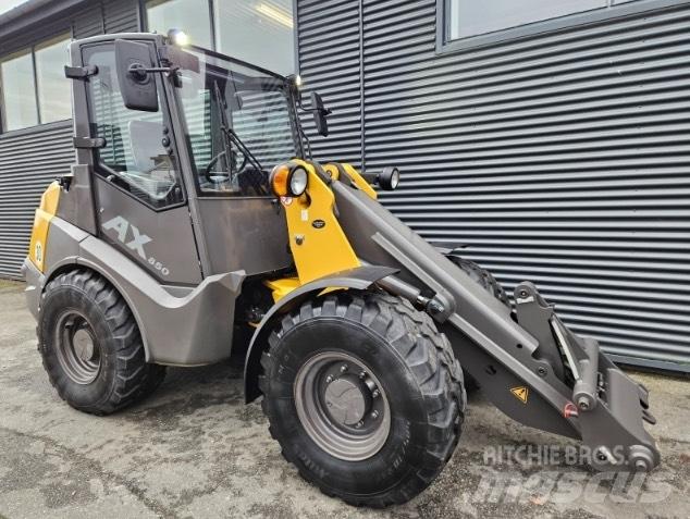 Mecalac AX 850 輪胎式裝載機
