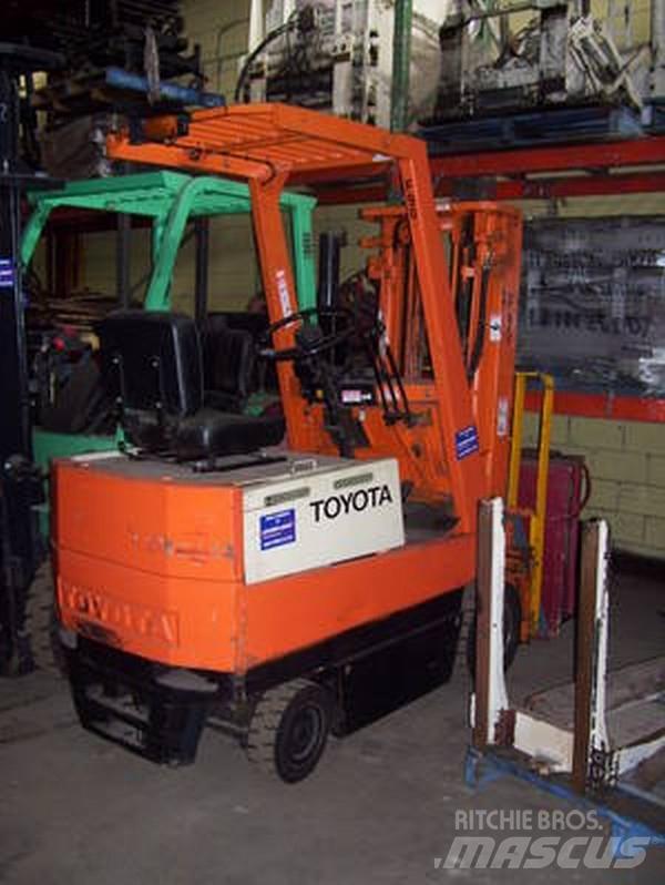 Toyota 2FBCA15 電動堆高機