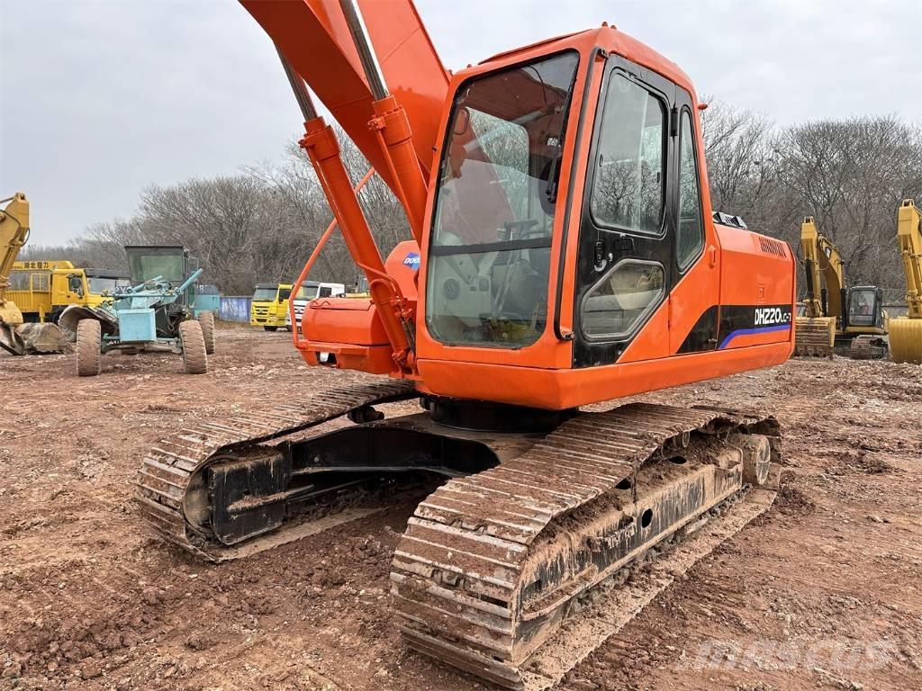 Doosan DH 220 LC-7 履帶式 挖土機/掘鑿機/挖掘機