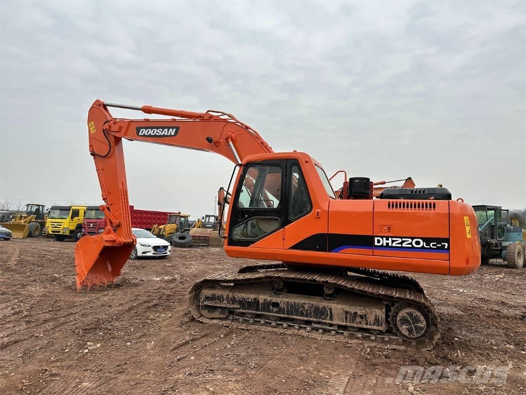 Doosan DH 220 LC-7 履帶式 挖土機/掘鑿機/挖掘機