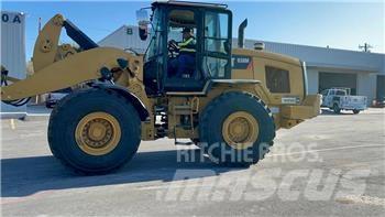 CAT 938M 輪胎式裝載機