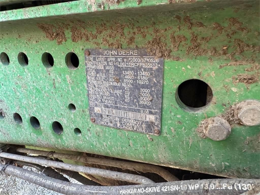 John Deere 6215 R 曳引機