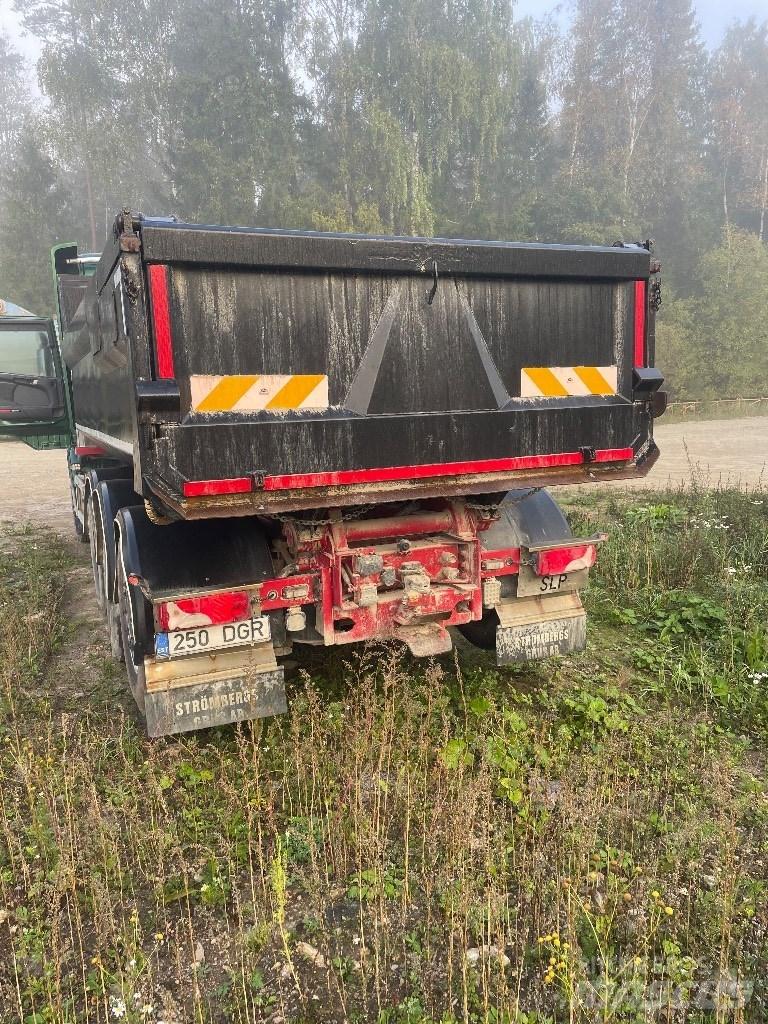Scania R 560 傾卸式卡車